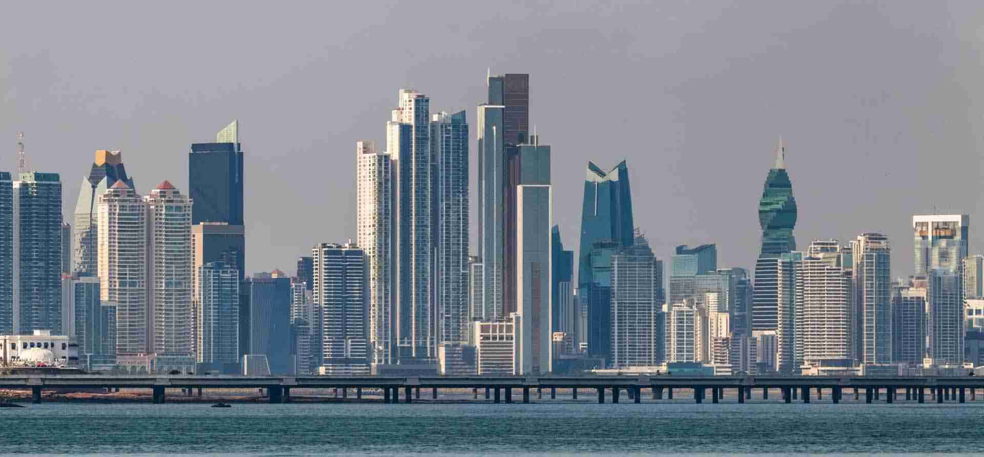 La conectividad de Panamá como ventaja clave para inversionistas